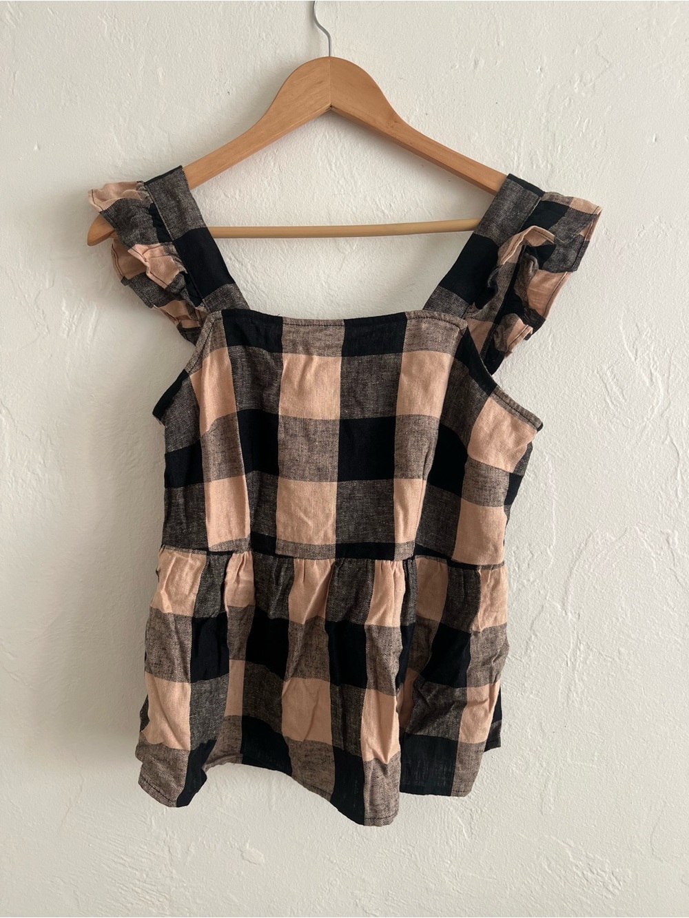 Who What Wear Beige and Black Checked Ruffle-Strap Tank